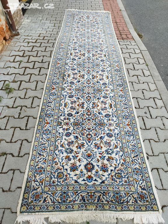 Perský koberec orig Keschan  410 x 105 cm