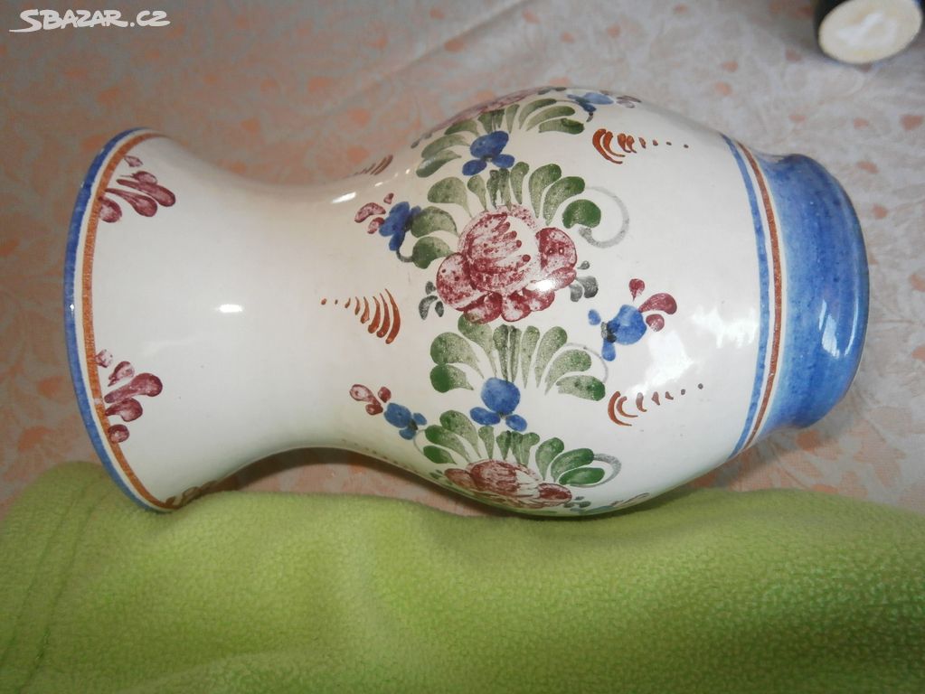 Keramika+čínská konvička 150,-kc