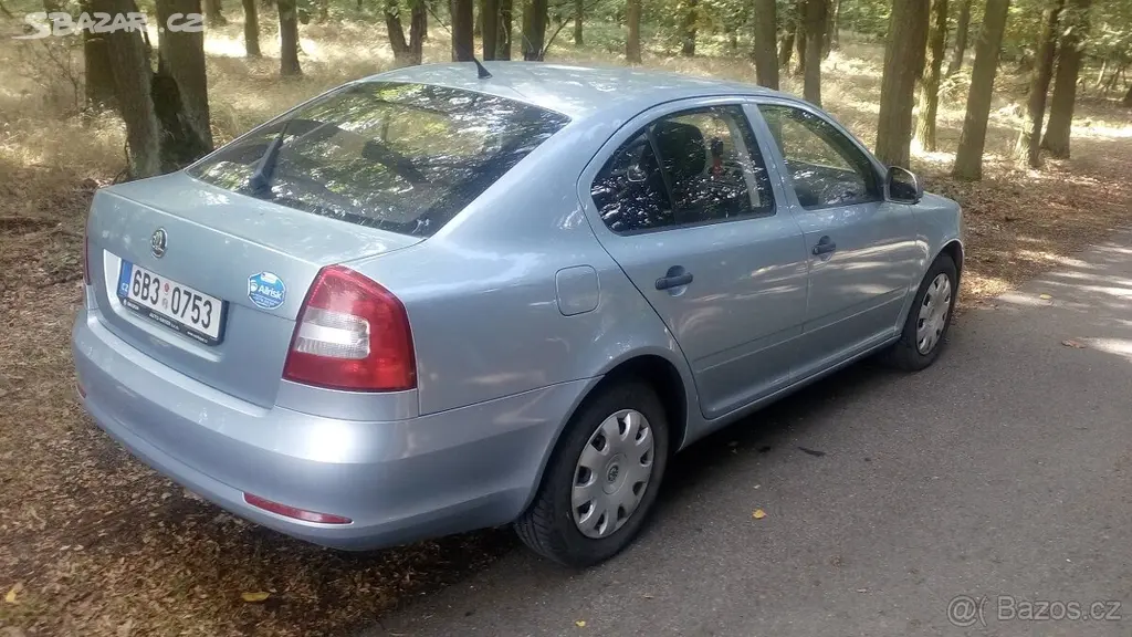 Škoda Octavia II 1.9 TDI 77KW Elegance 2010-TOP-CZ - fotka 6