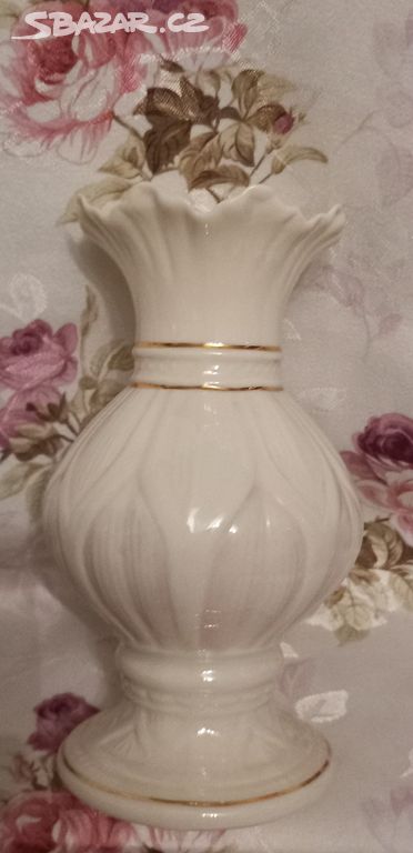 Sběratelská porcelánová váza BELLEEK