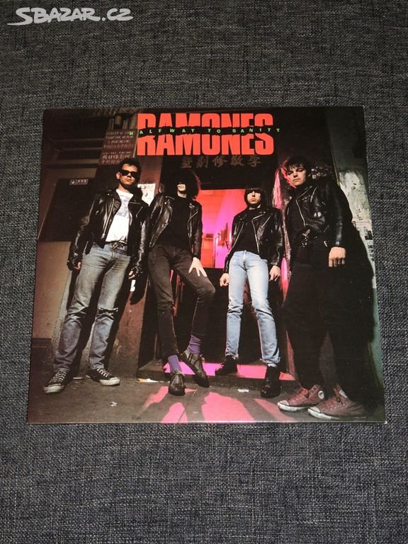 LP Ramones - Halfway To Sanity (1987) / 1. PRESS /