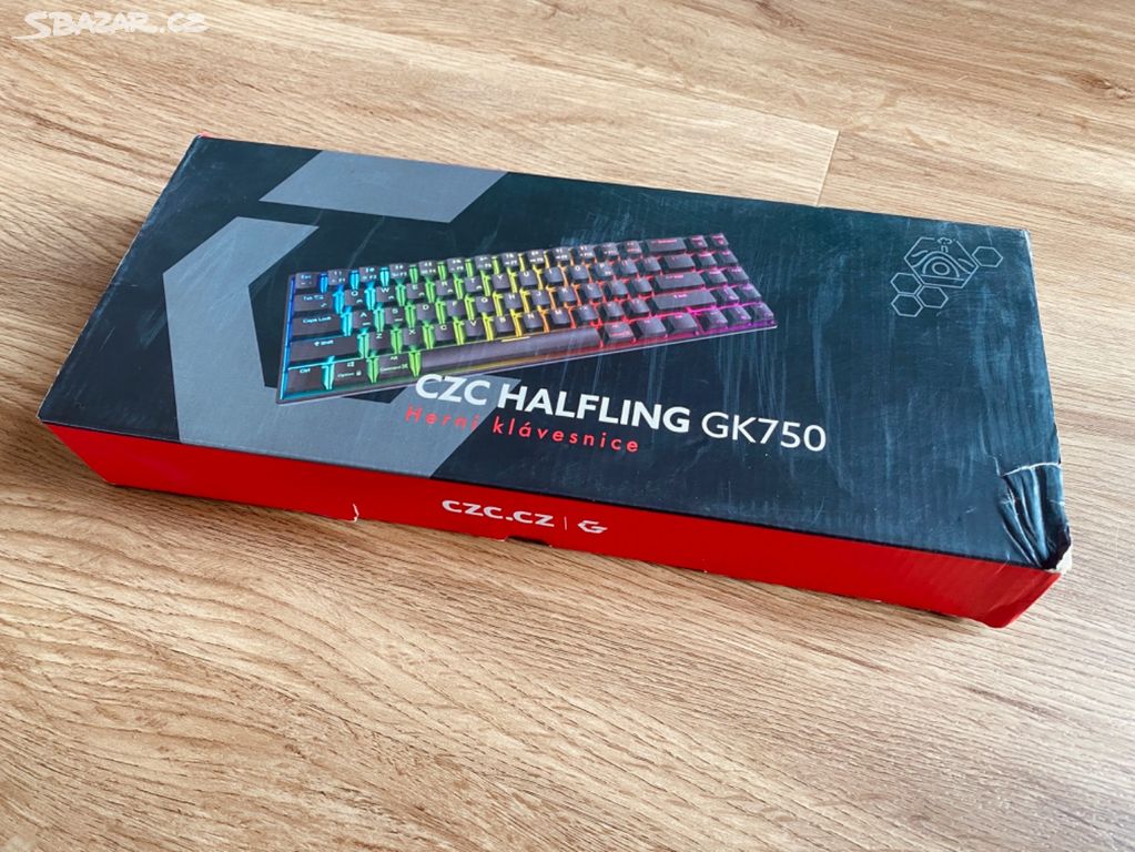 Herní klávesnice CZC Halfling GK750