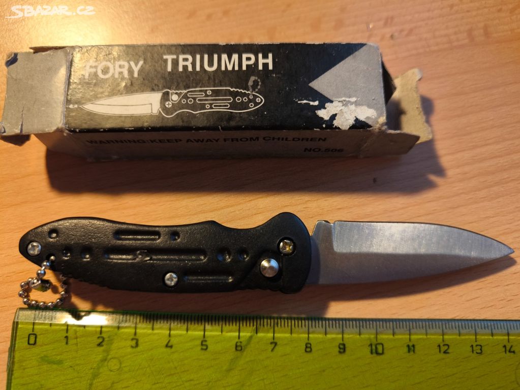 Malý vystřelovací nůž FORY TRIUMPH.