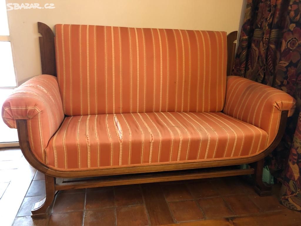 starožitná pohovka sofa styl Biedermeier