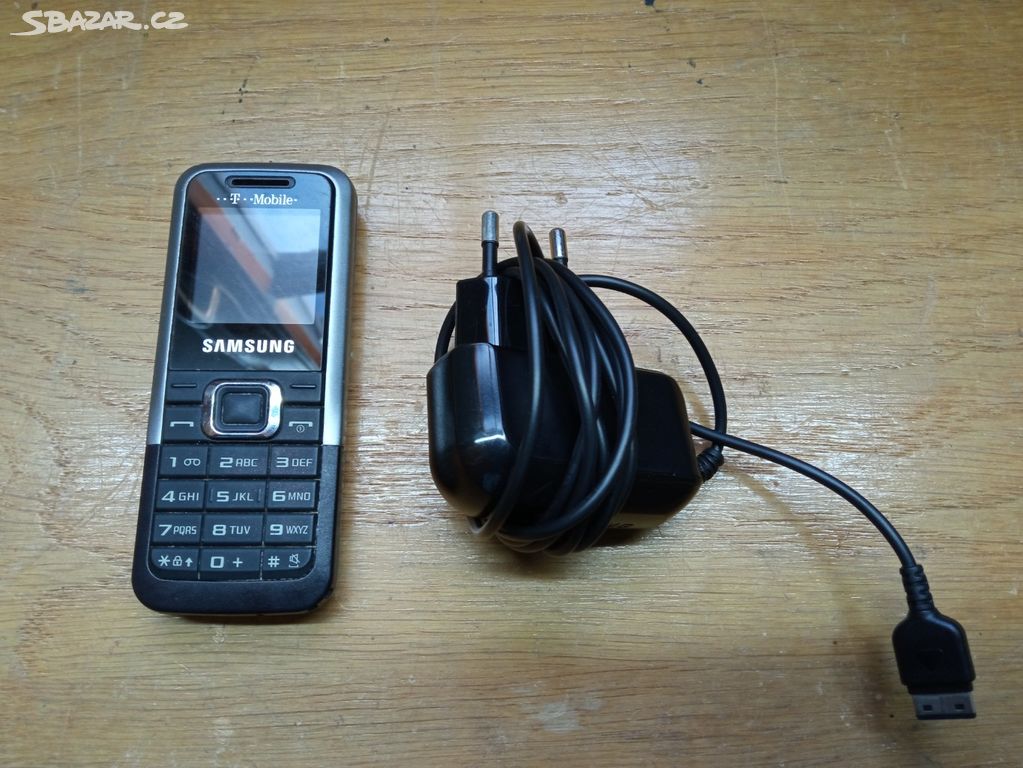 MOBILNÍ TELEFON SAMSUNG E1120