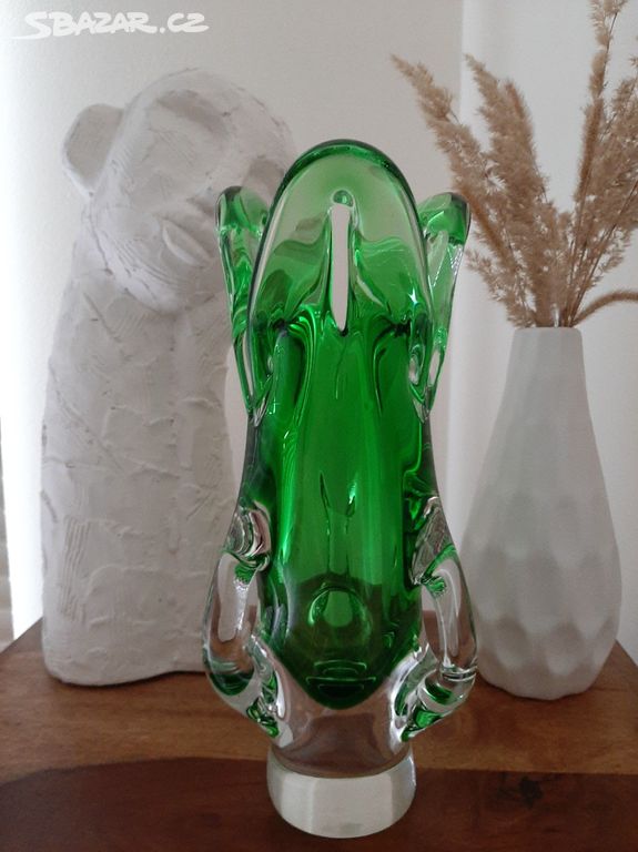 Luxusní zelená váza z hutního skla - Egermann