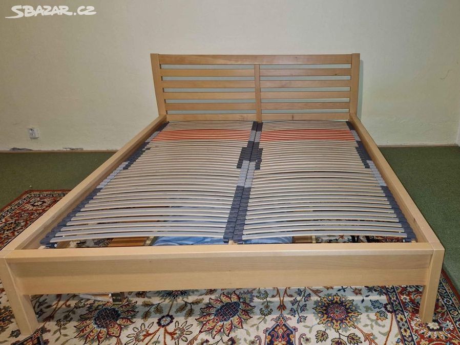 Manželská postel Christine - masiv buk