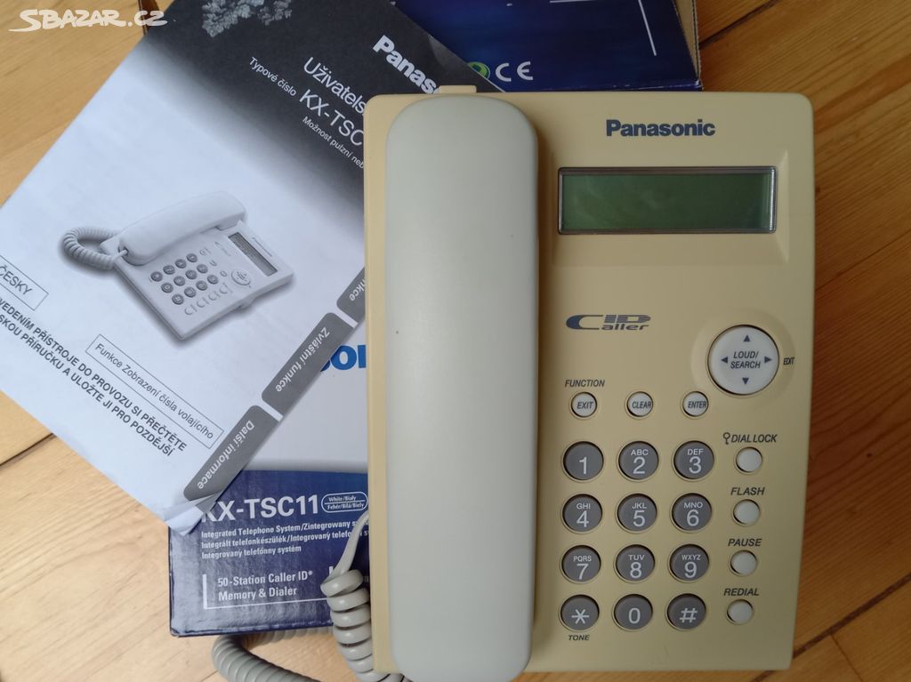 Kabelový telefon Panasonic KX-TSC11 + návod