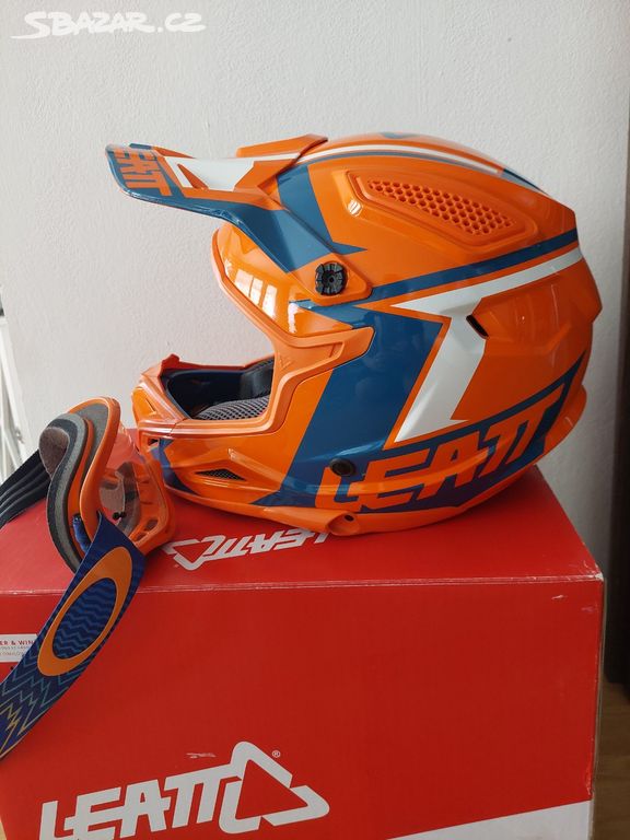 Motocross helma Leatt