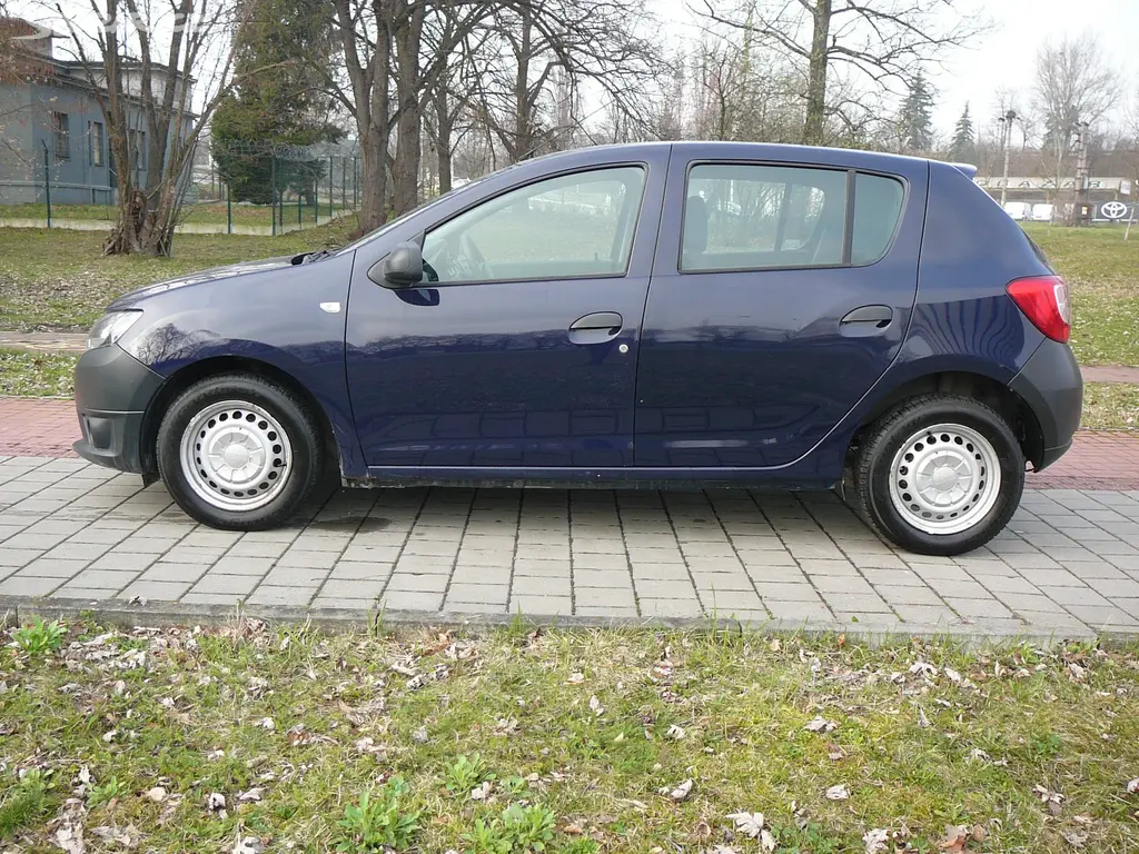 Dacia Sandero, 1.2i 54kW ČR 1MAJ LPG - fotka 3
