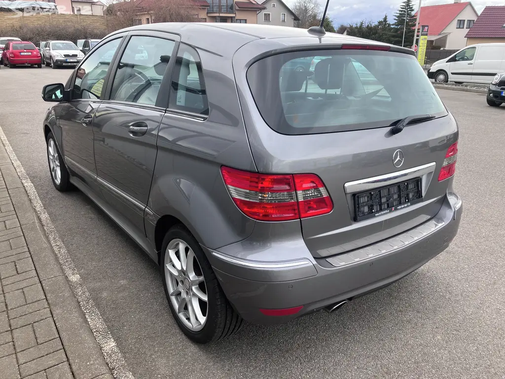 Mercedes-Benz Třídy B, B160 1,5i - fotka 4