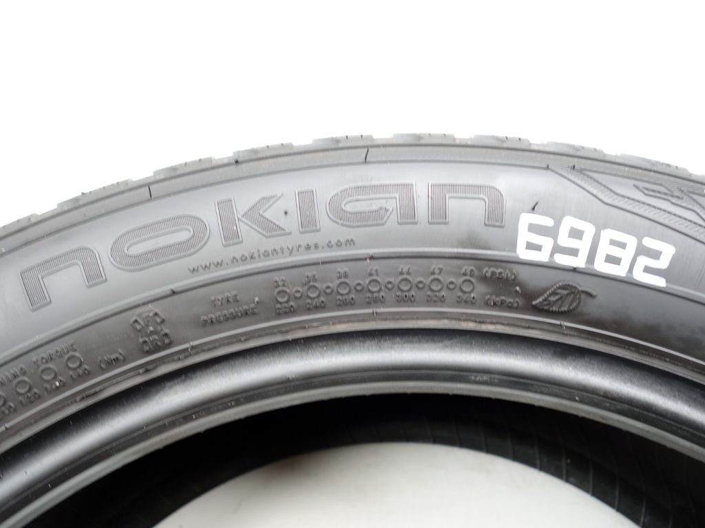 Zimní pneu 215/55/18 Nokian 4ks P6982