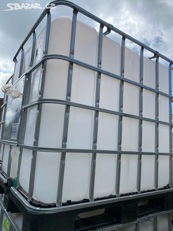 IBC kontejner , nádrž na 1000 l, 6 kusu