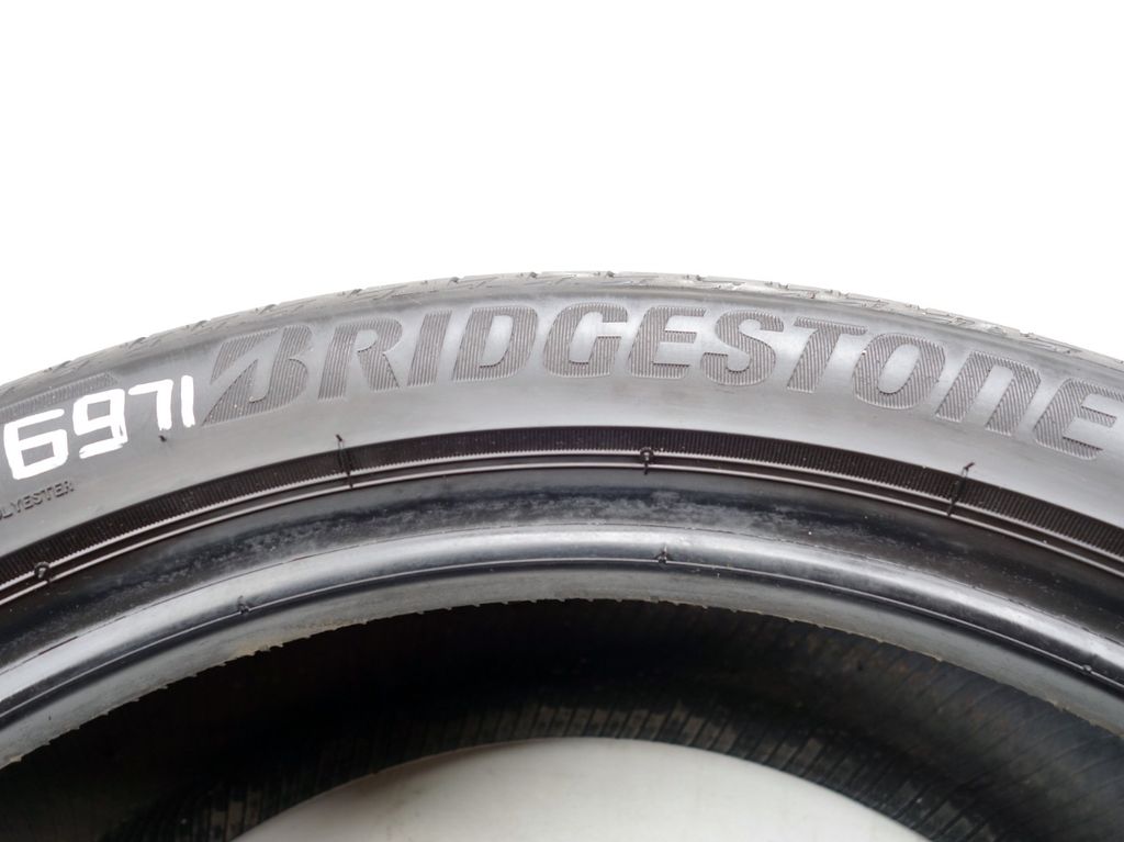 Letní pneu 215/45/18 Bridgestone 2ks P6971