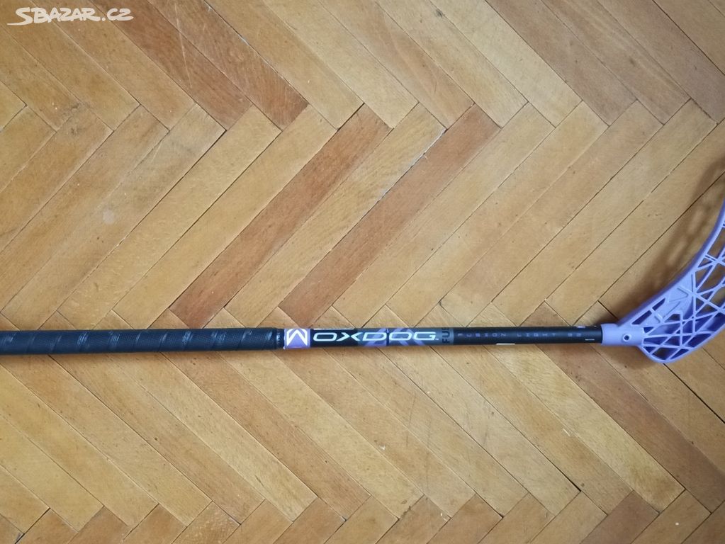 Florbalka pravostranná Oxdog 75 cm