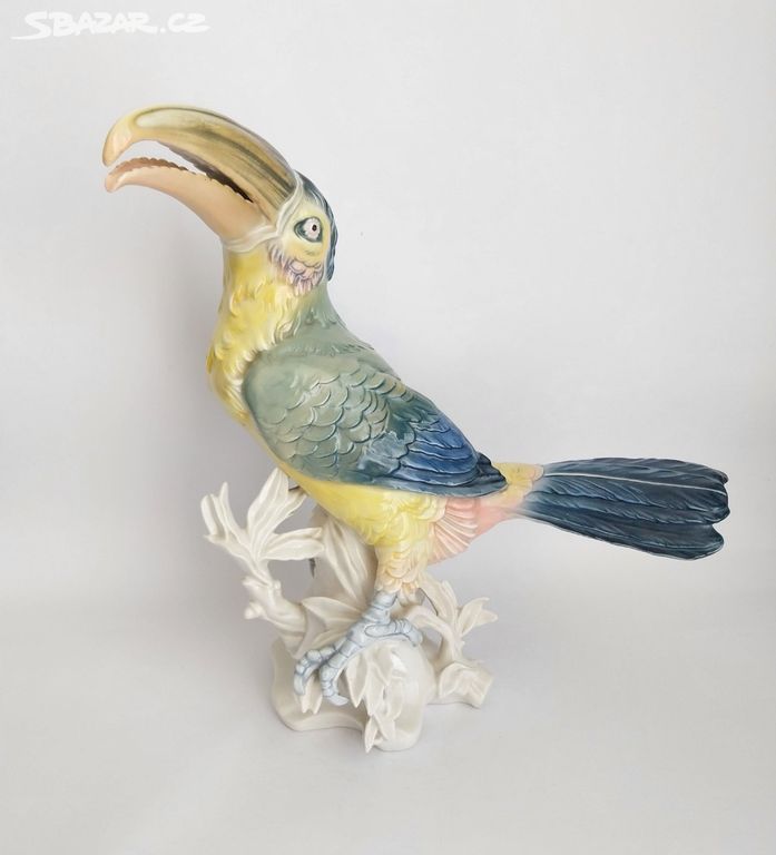 Starožitná porcelánová figura - tukan - KARL ENS