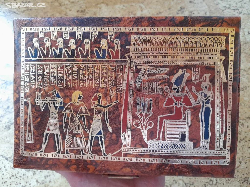 Luxusní kožená šperkovnice s egyptskými motivy