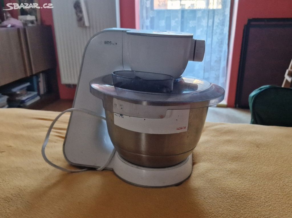 Kuchyňský robot Bosh