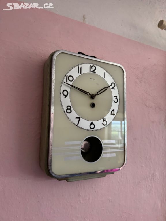 Staré hodiny Kienzle