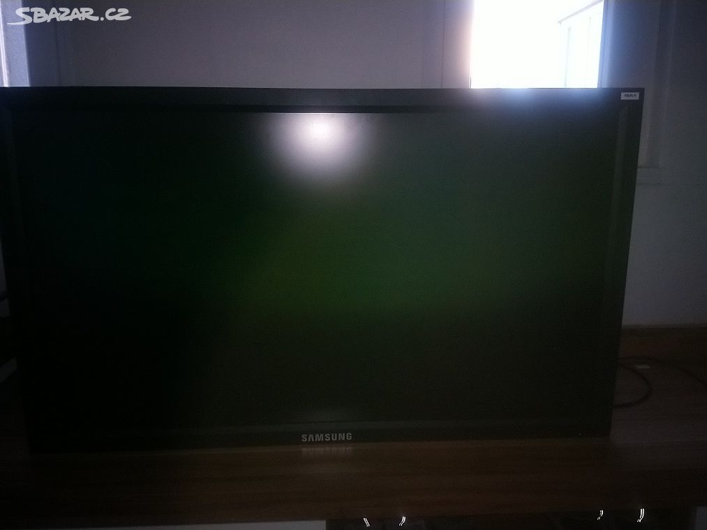 Monitor LCD Samsung 460MX-3