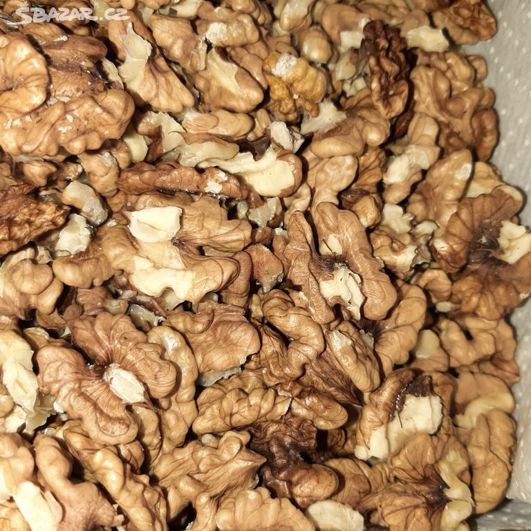 Vlašské ořechy loupané