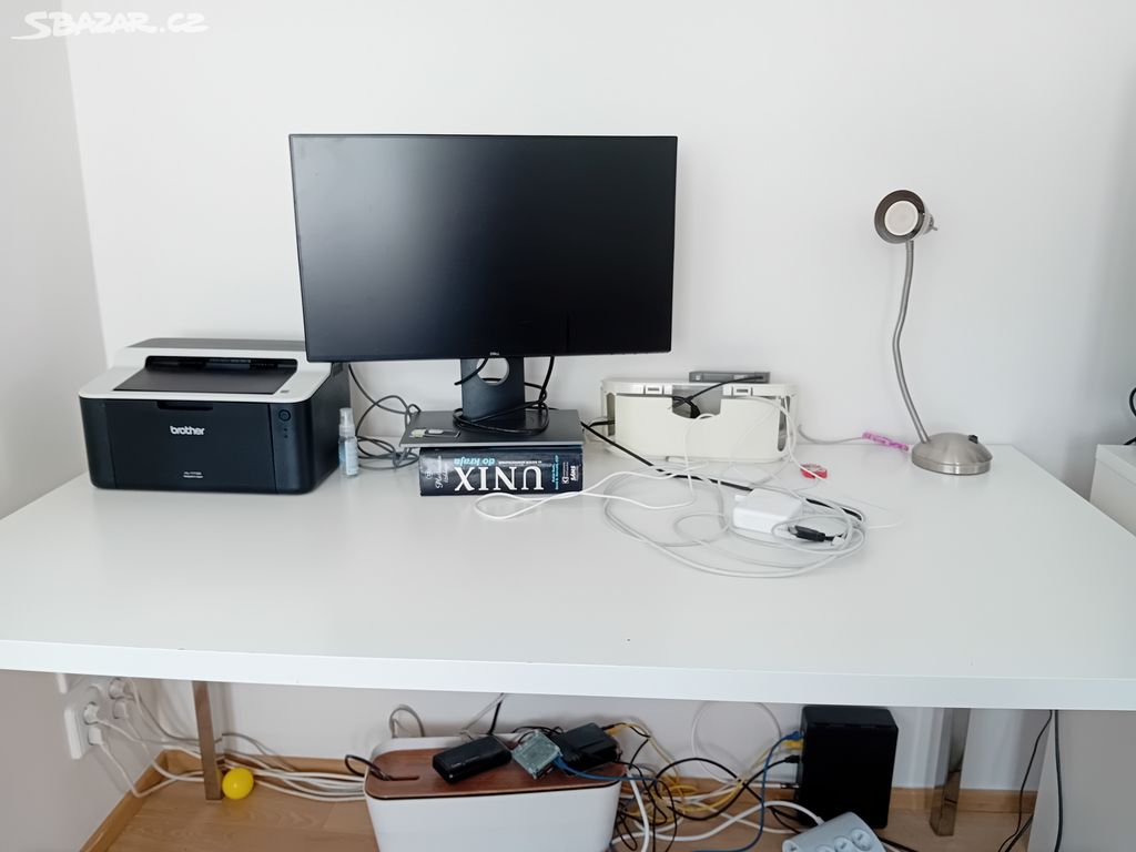 Pracovní stůl Ikea
