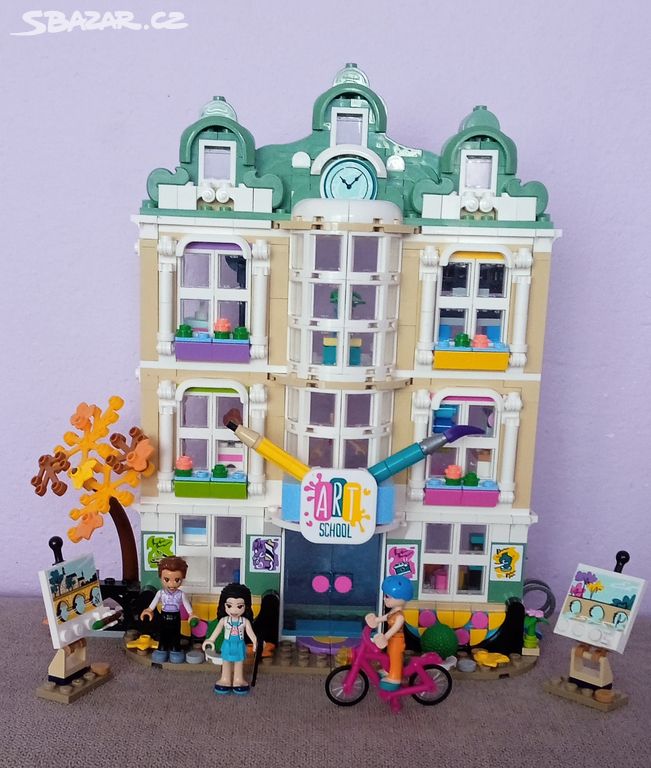Lego Friends Umělecká škola + zdarma lego Vaiana.
