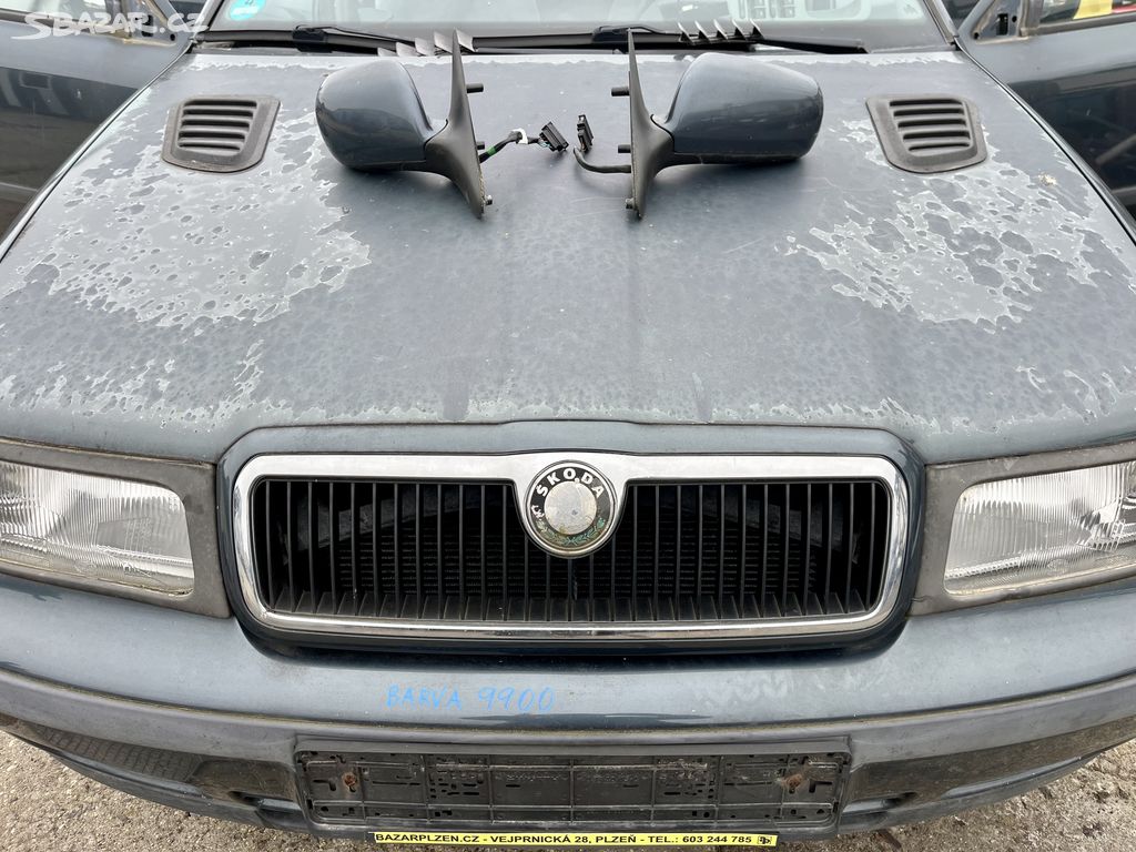 Škoda Octavia 1 nárazník světlo maska Barva 9900