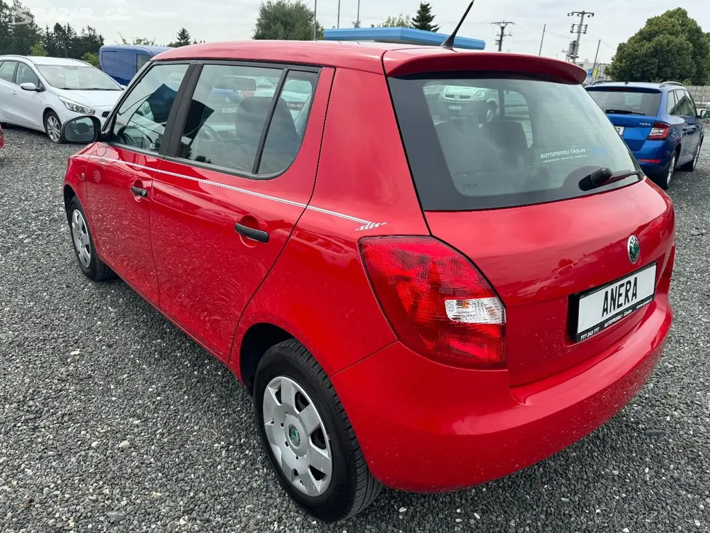 Škoda Fabia II 1.4 16V, 117 tis km, 1.Majitel, ČR - fotka 4