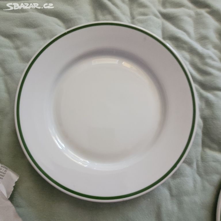 talíř retro zelený okraj jídelní gastro ČSSR