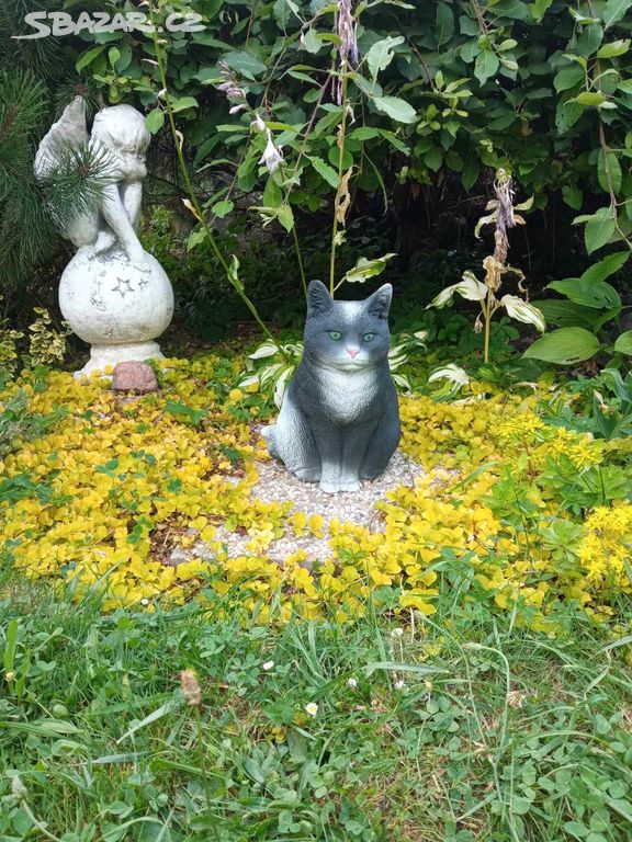 Zahradní dekorace- Sedící kocour