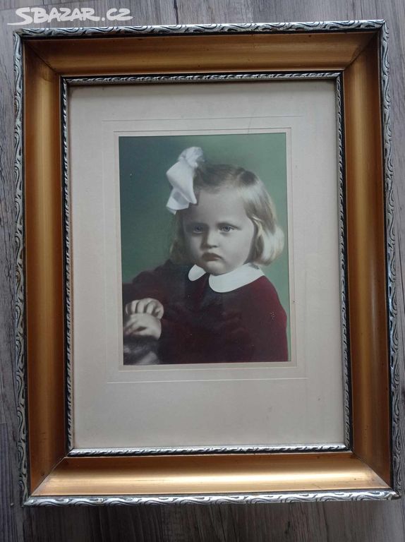Obraz holčičky z 50. let min. století, 46x37 cm