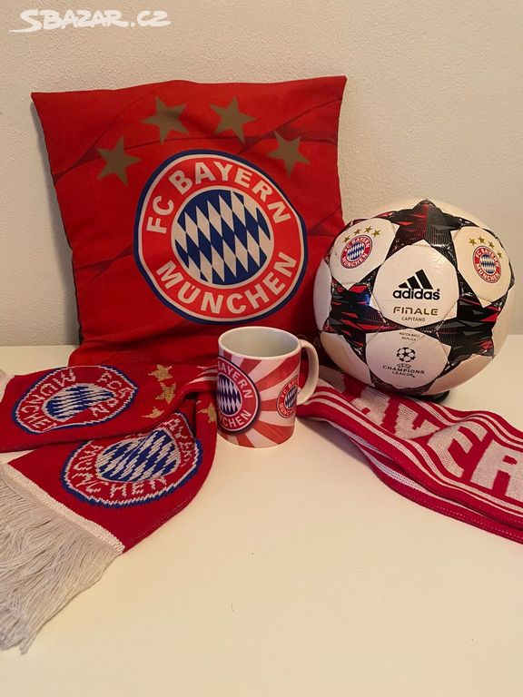 FC Bayern München Polštář, hrnek, šála, míč, lahev