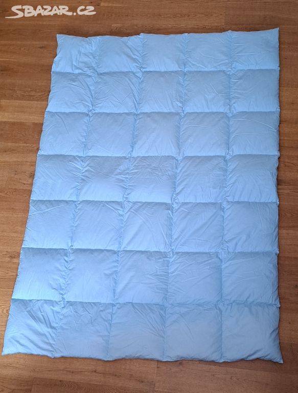 Nové péřové prošívané deky, 140x200 cm, 4 ks