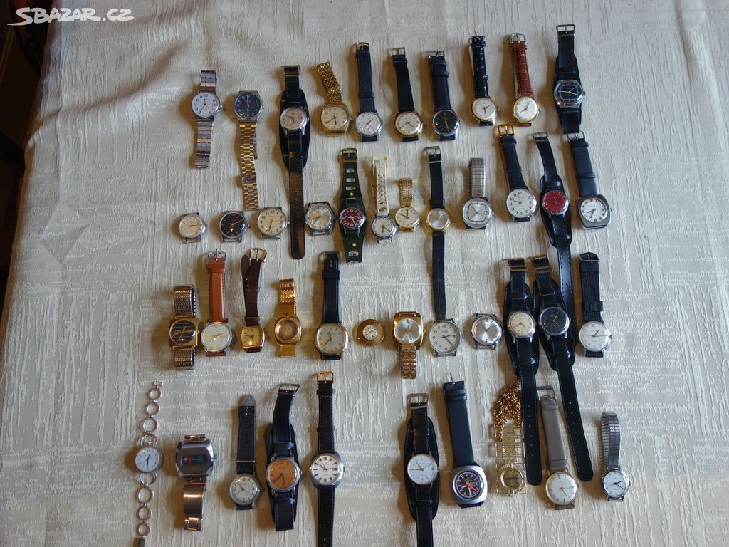 Sbírka 44 ks funkčních zachovalých náramk. hodinek