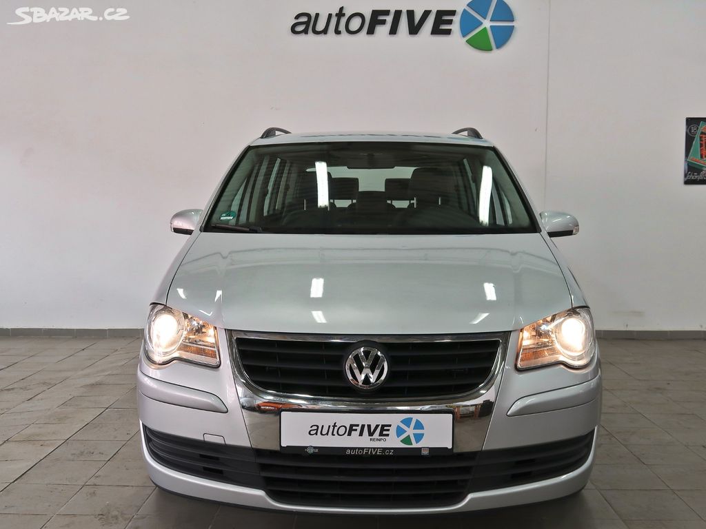 Volkswagen Touran, 1.6 MPI 75kW, 7míst, Trendline