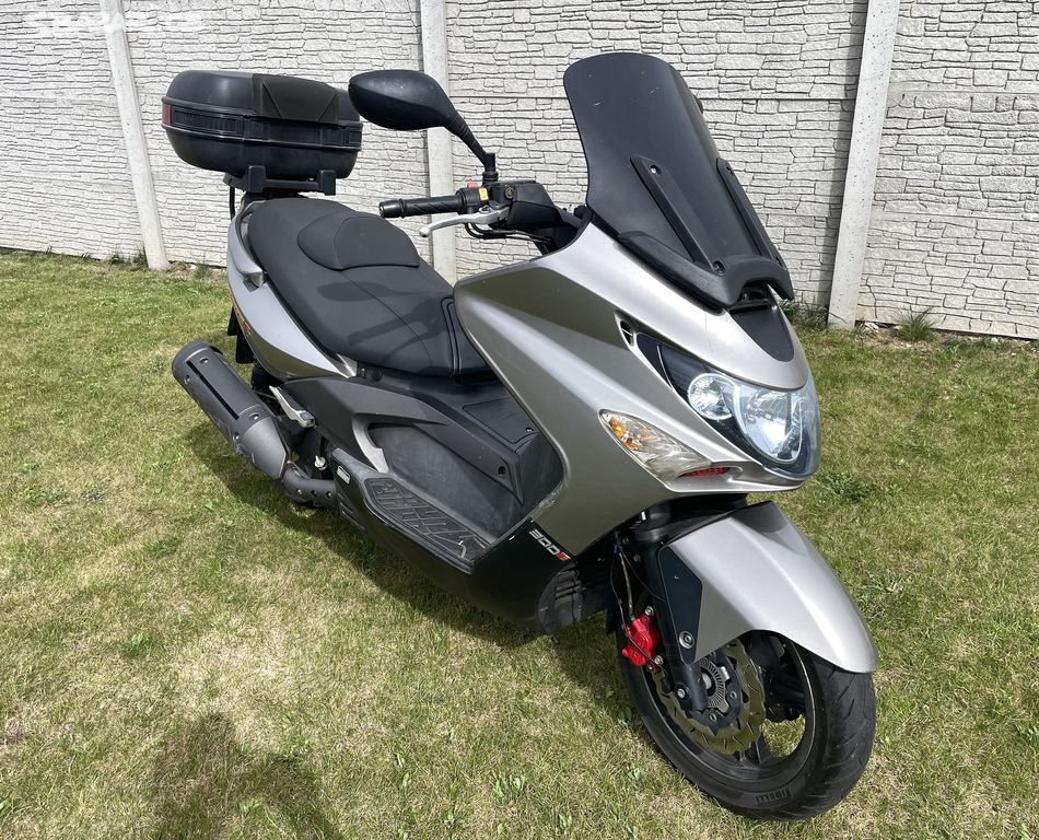 Skůtr Kymco Xciting 300i R