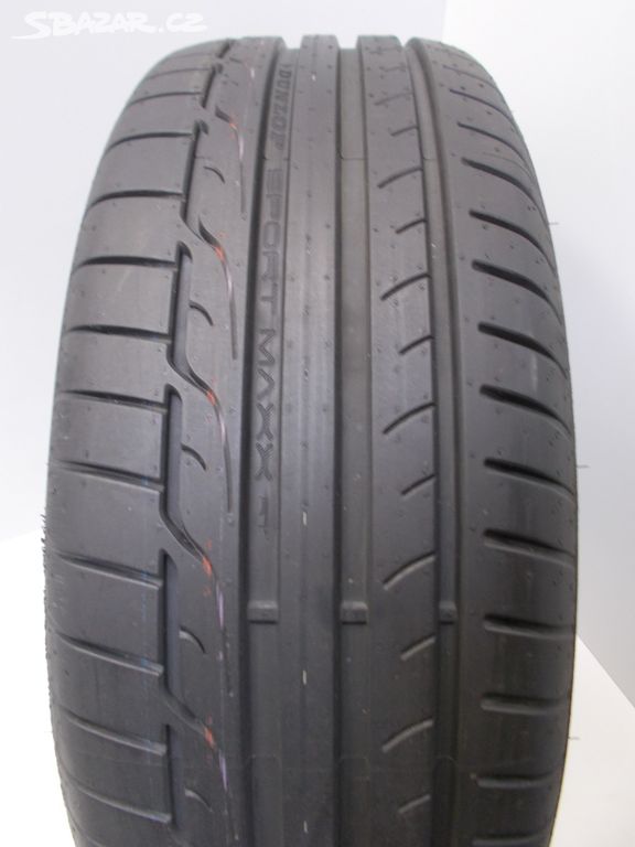 Letní pneu 235/55/19 101W DUNLOP Sport Max RT -4ks