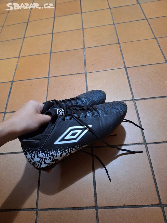 Kopačky Umbro vel.43