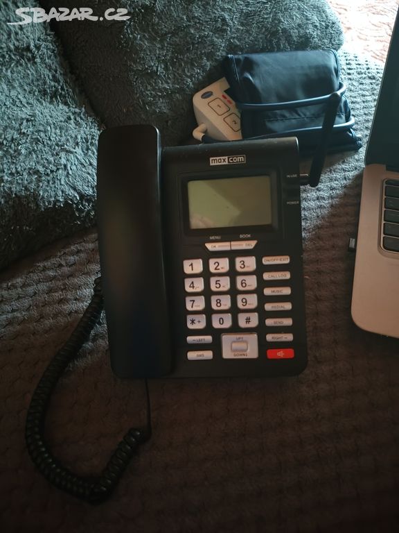 Stolní telefon Maxcom MM28D