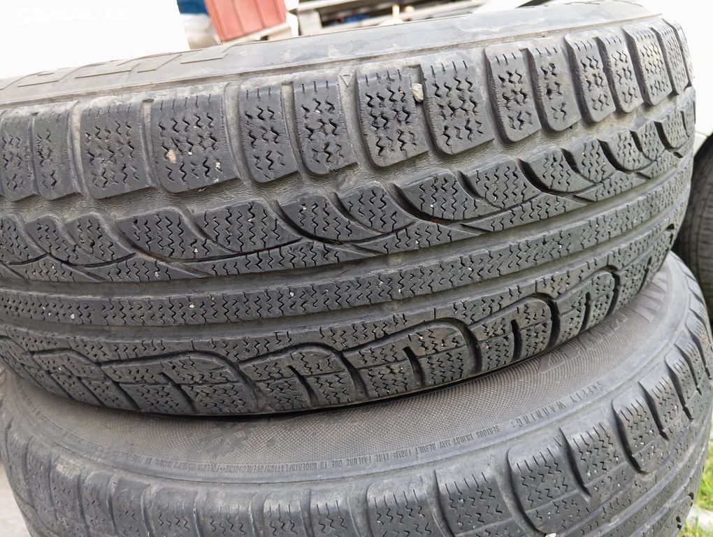 Zimní pneumatiky 185/65 r15