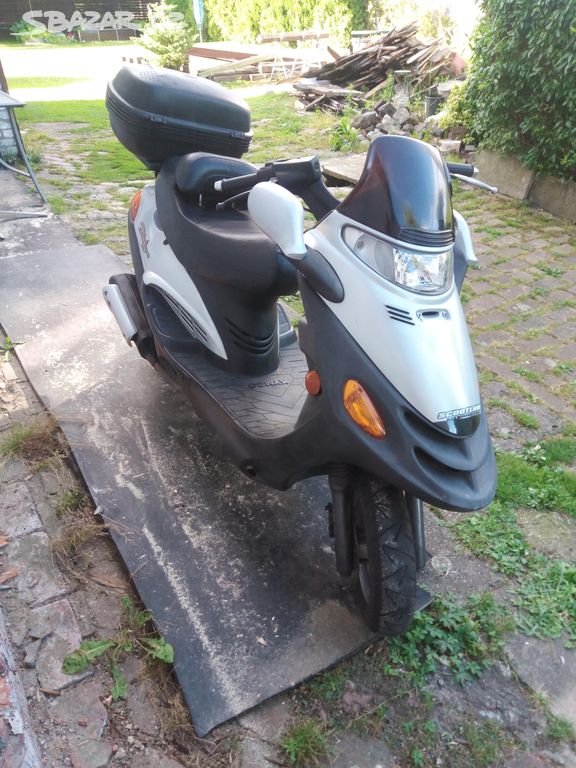 Kymco Dink 150