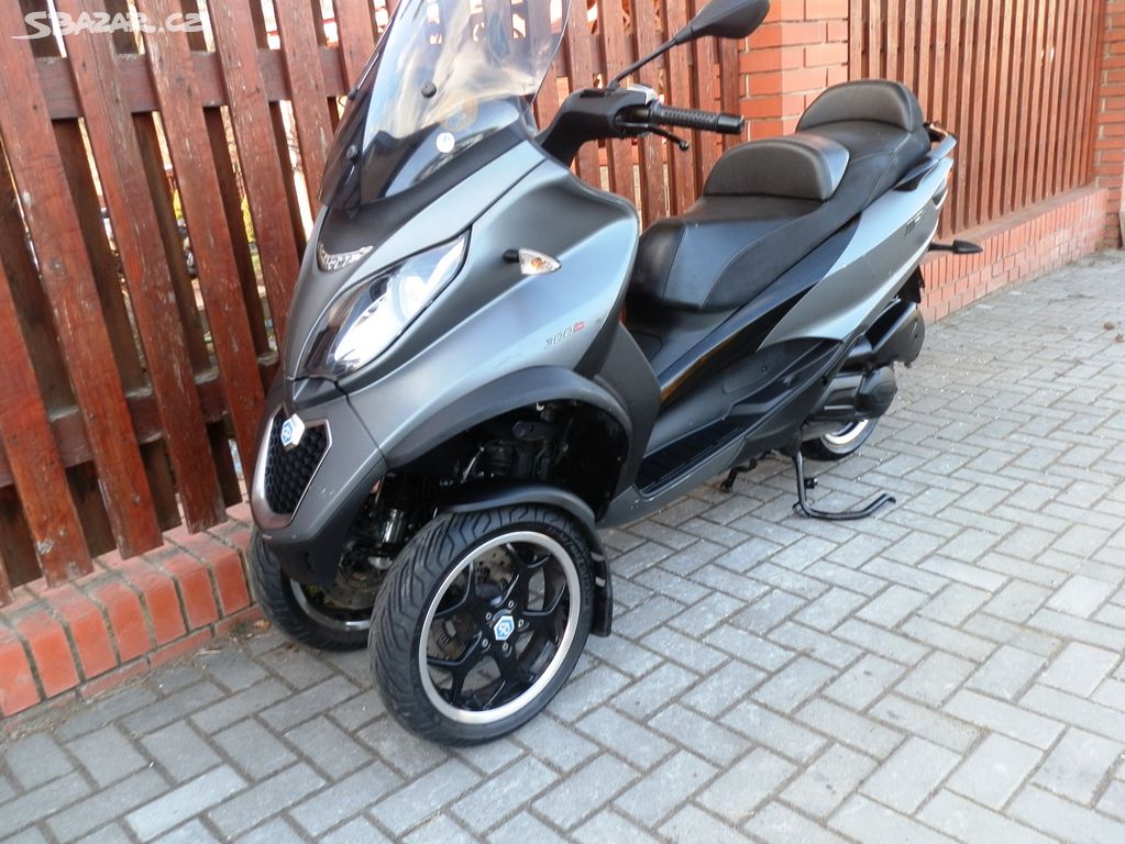 Piaggio MP3 300