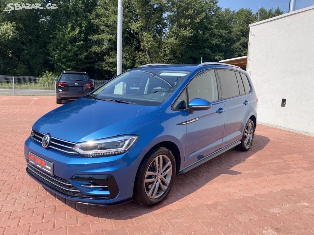 Volkswagen Touran, R-line 7míst Automat