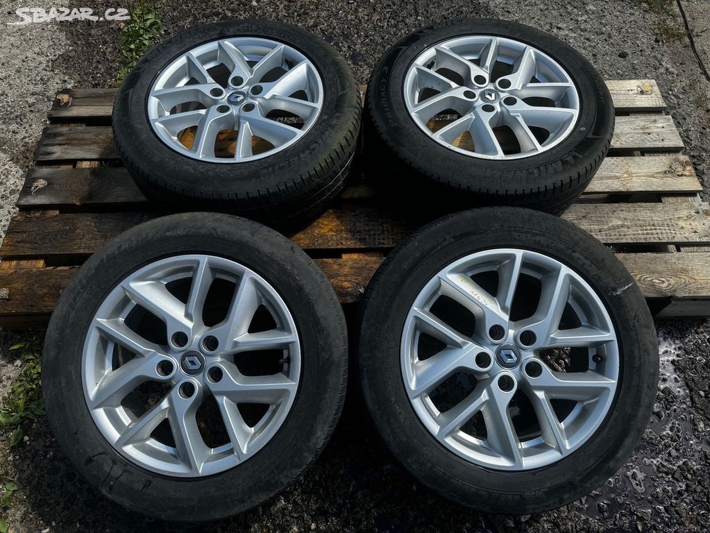 Alu kola, disky r17 5x114,3 Renault 215/60/17