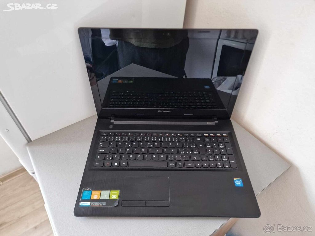 Notebook Lenovo G50-30 na filmy internet atd