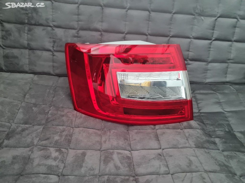 Škoda Octavia III sedan L.Z. světlo