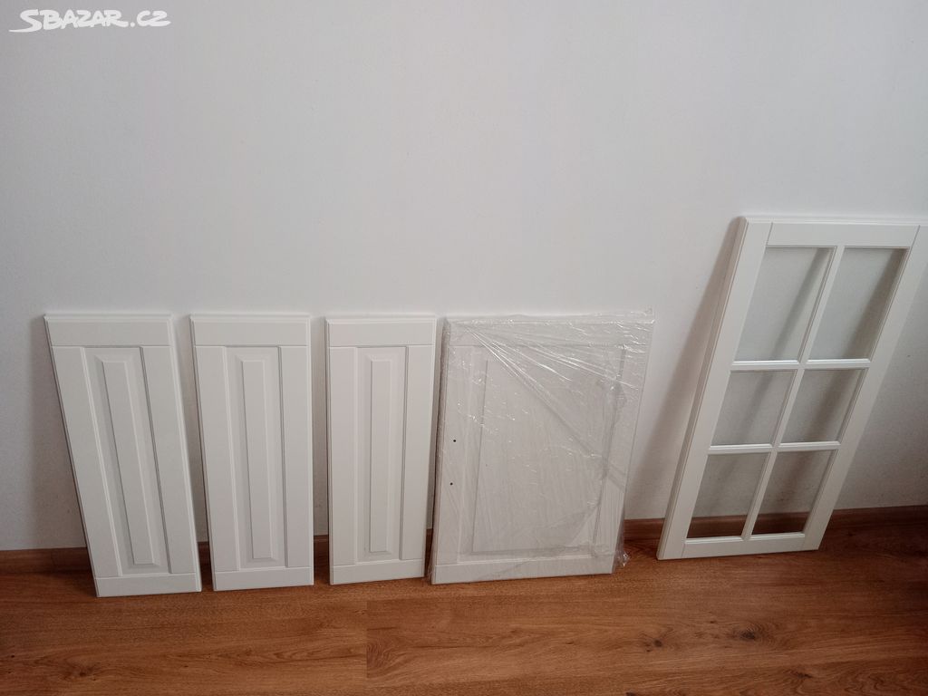 Dvířka ke kuchyňské lince IKEA Hemnes