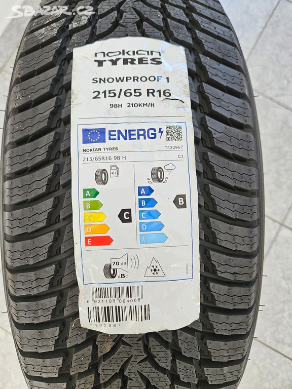 Sada zimních pneu Nokian Snowproof 1 - 215/65 R16