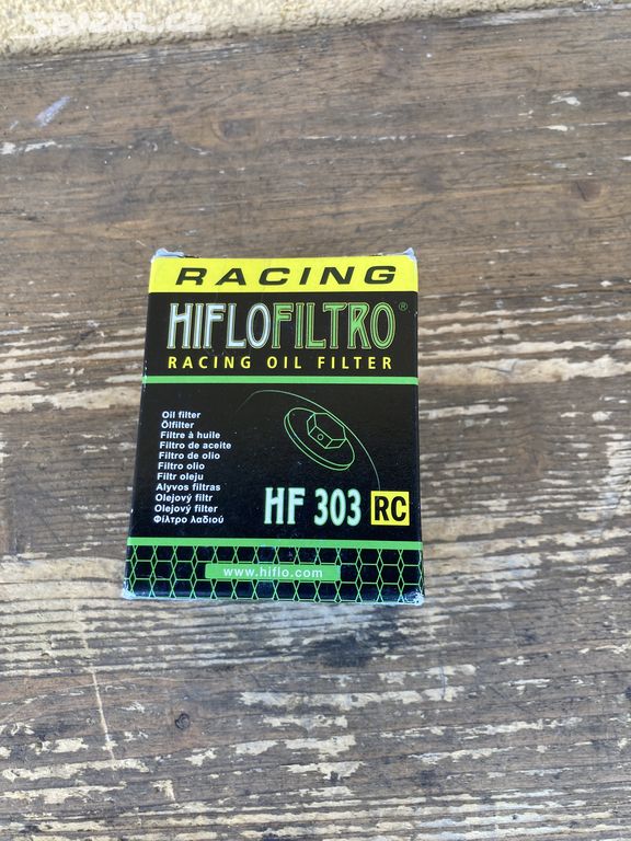 Olejový filtr pro motocykl HF303RC Racing - Nový